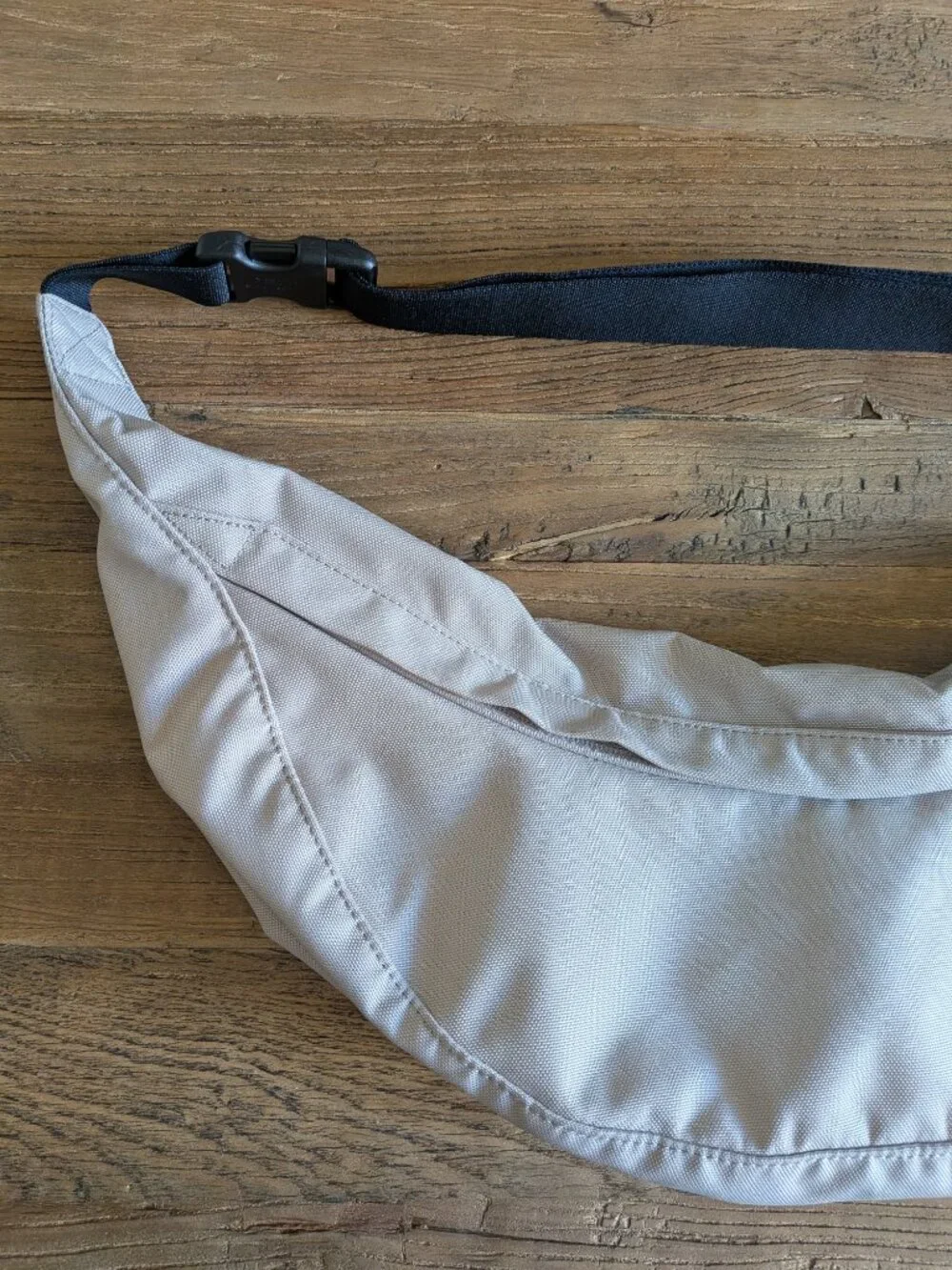 Everlane The ReNew Transit Sling - Warm Quartz One Size